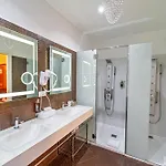 Trevi Guest house 4*