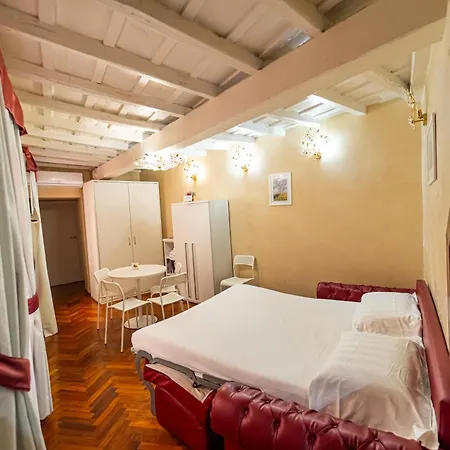 Trevi 게스트하우스 4*