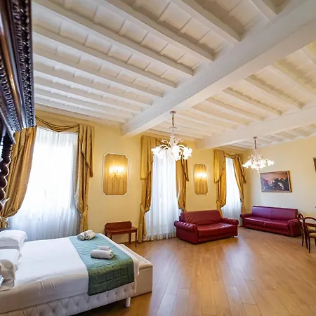 게스트하우스 Trevi 4*