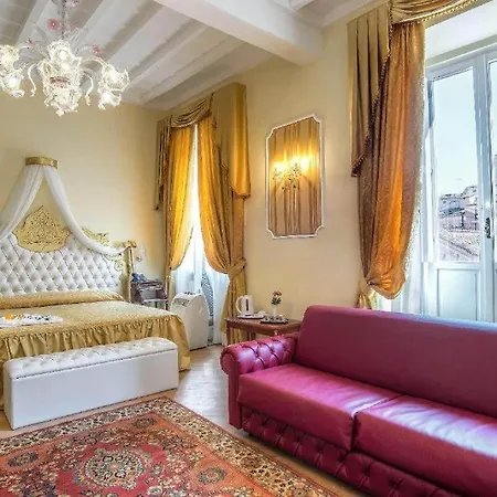 Trevi 4*