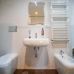 招待所 Trevi 4*