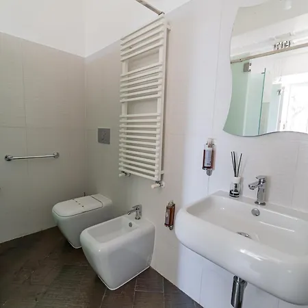 Trevi Pensión 4*