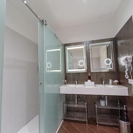 Pensión Trevi