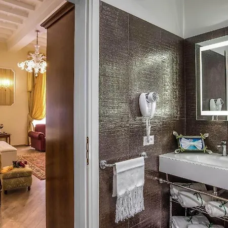 Trevi Πανσιόν 4*
